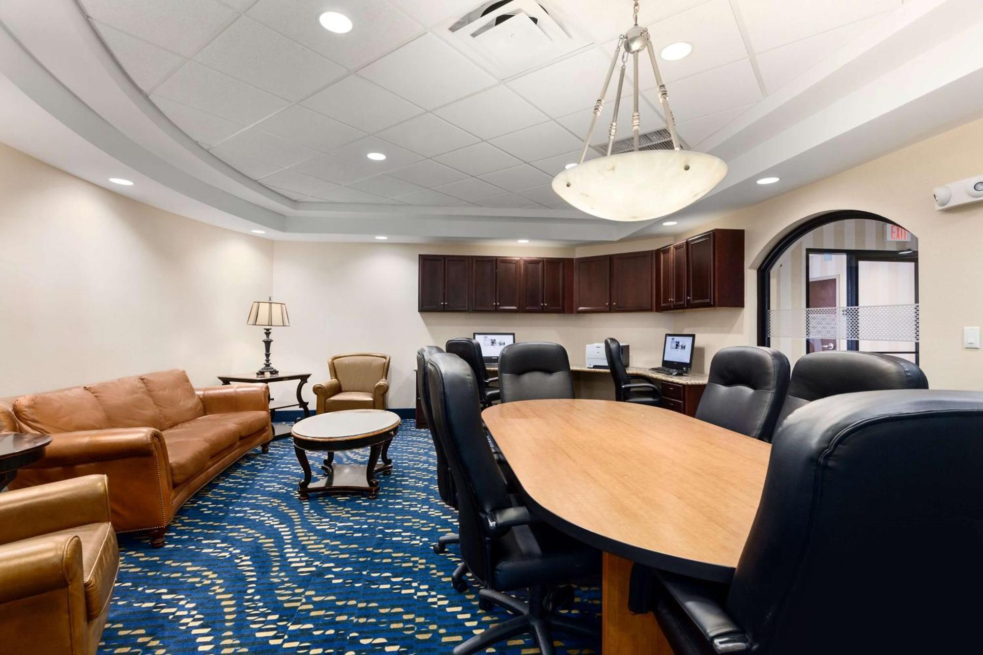 Hampton Inn Watertown Exteriör bild