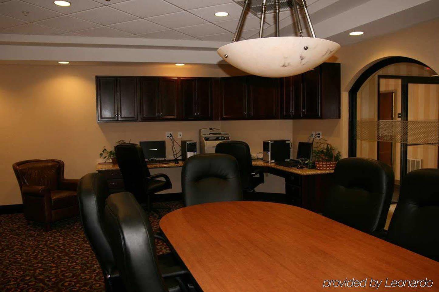 Hampton Inn Watertown Exteriör bild